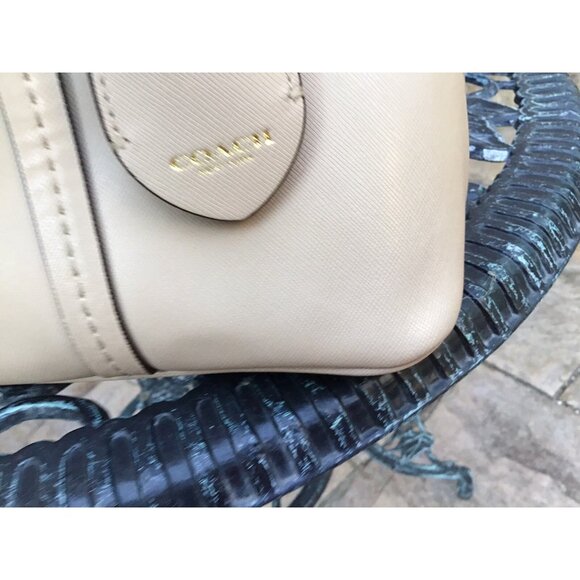 COACH Peyton Domed Satchel Bag Leather F25671 - Picture 3 of 16